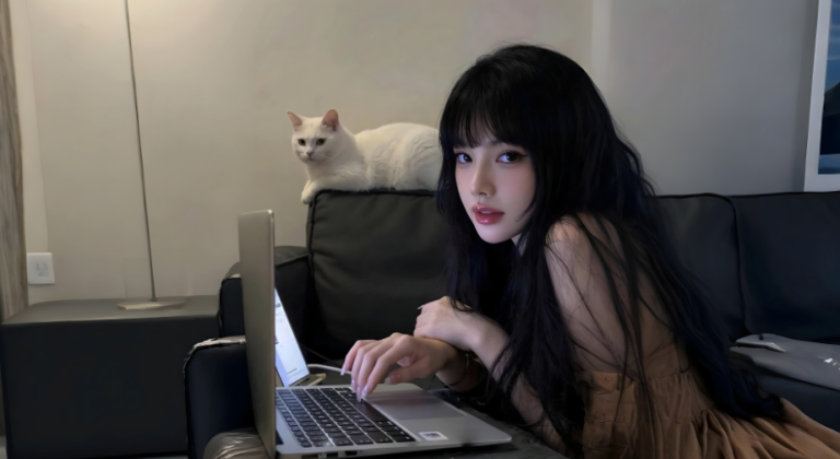 猫咪女生卧室