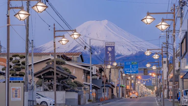 富士山日系街道黄昏唯美治愈风景